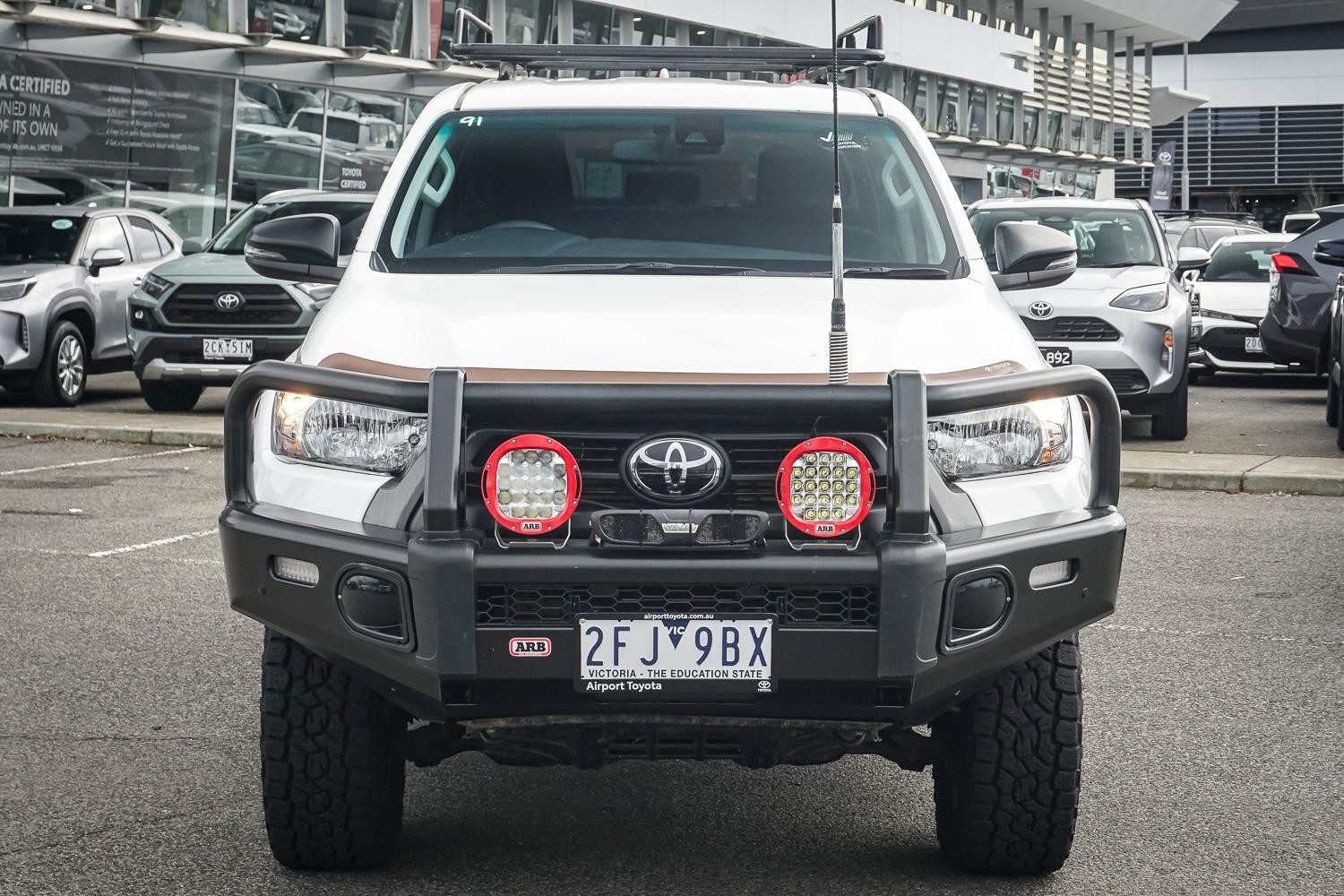 Toyota Hilux image 3