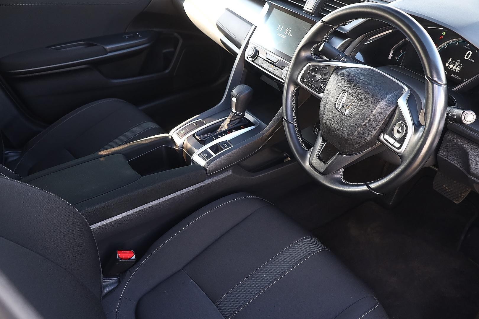 Honda Civic image 2