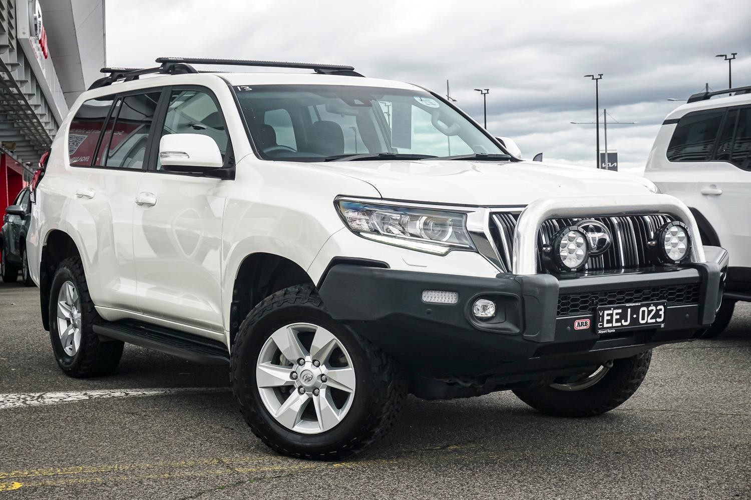 Toyota Landcruiser Prado image 1