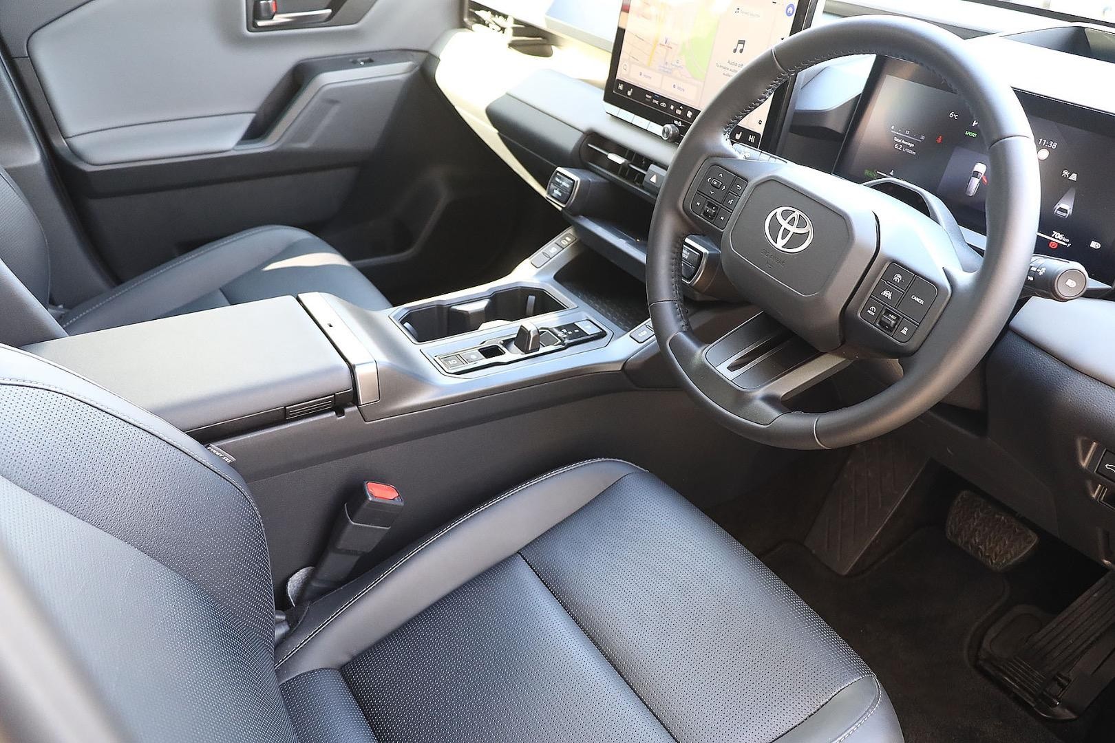 Toyota Rav4 image 3