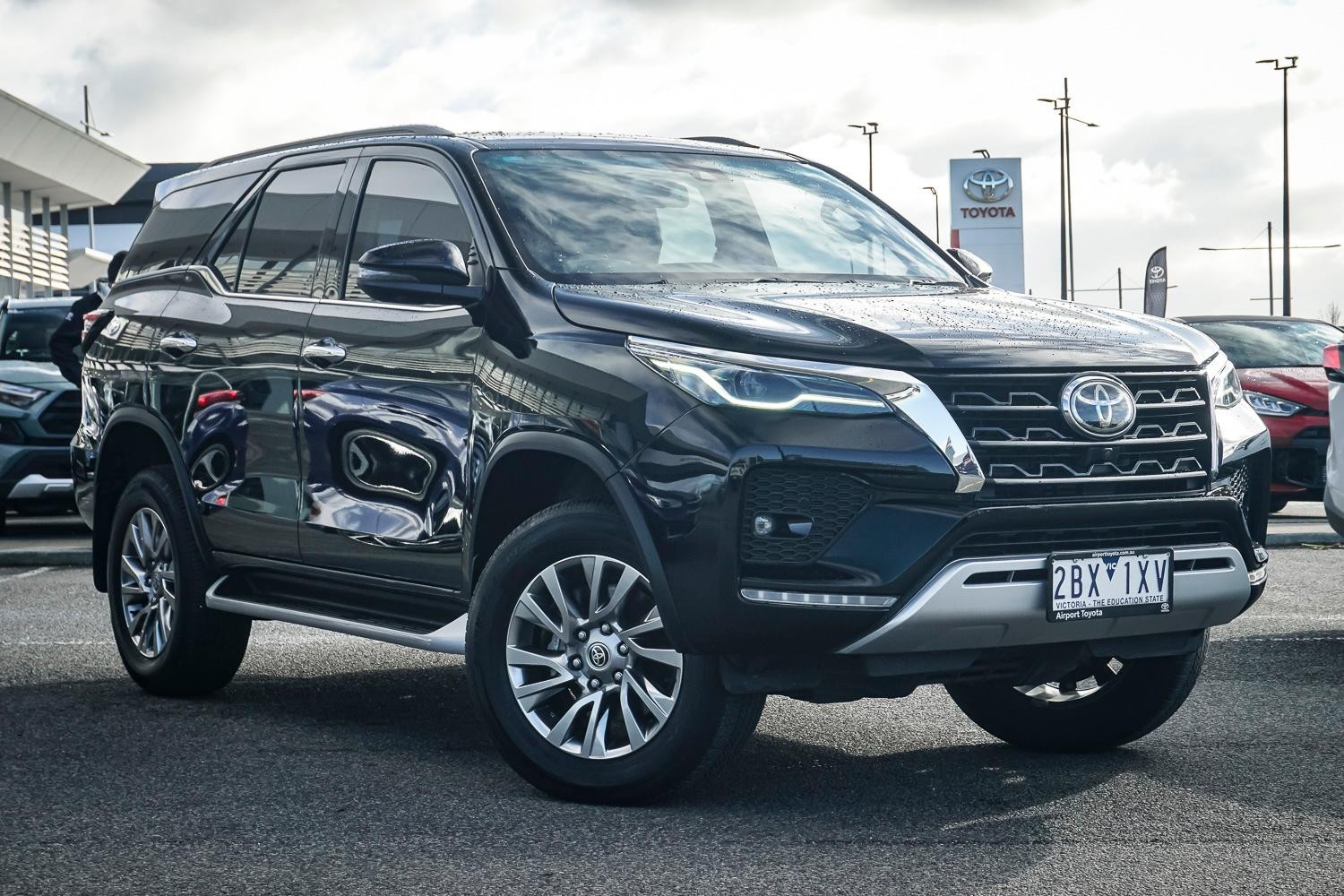 Toyota Fortuner image 1