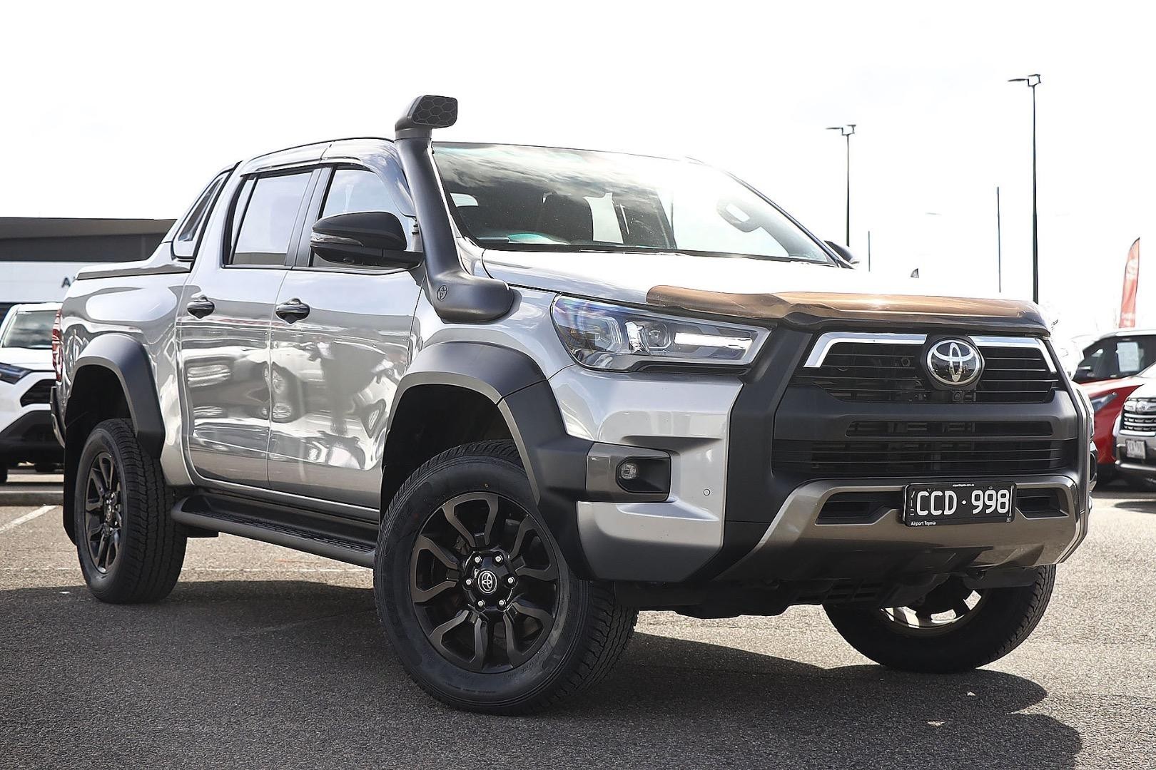 Toyota Hilux image 1