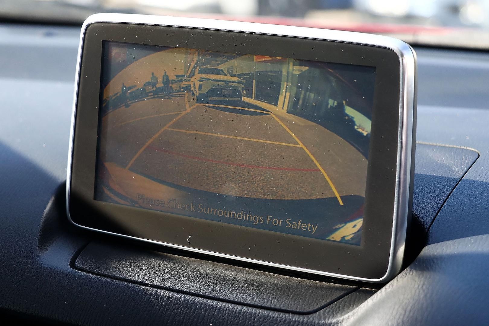 Mazda Cx-3 image 3