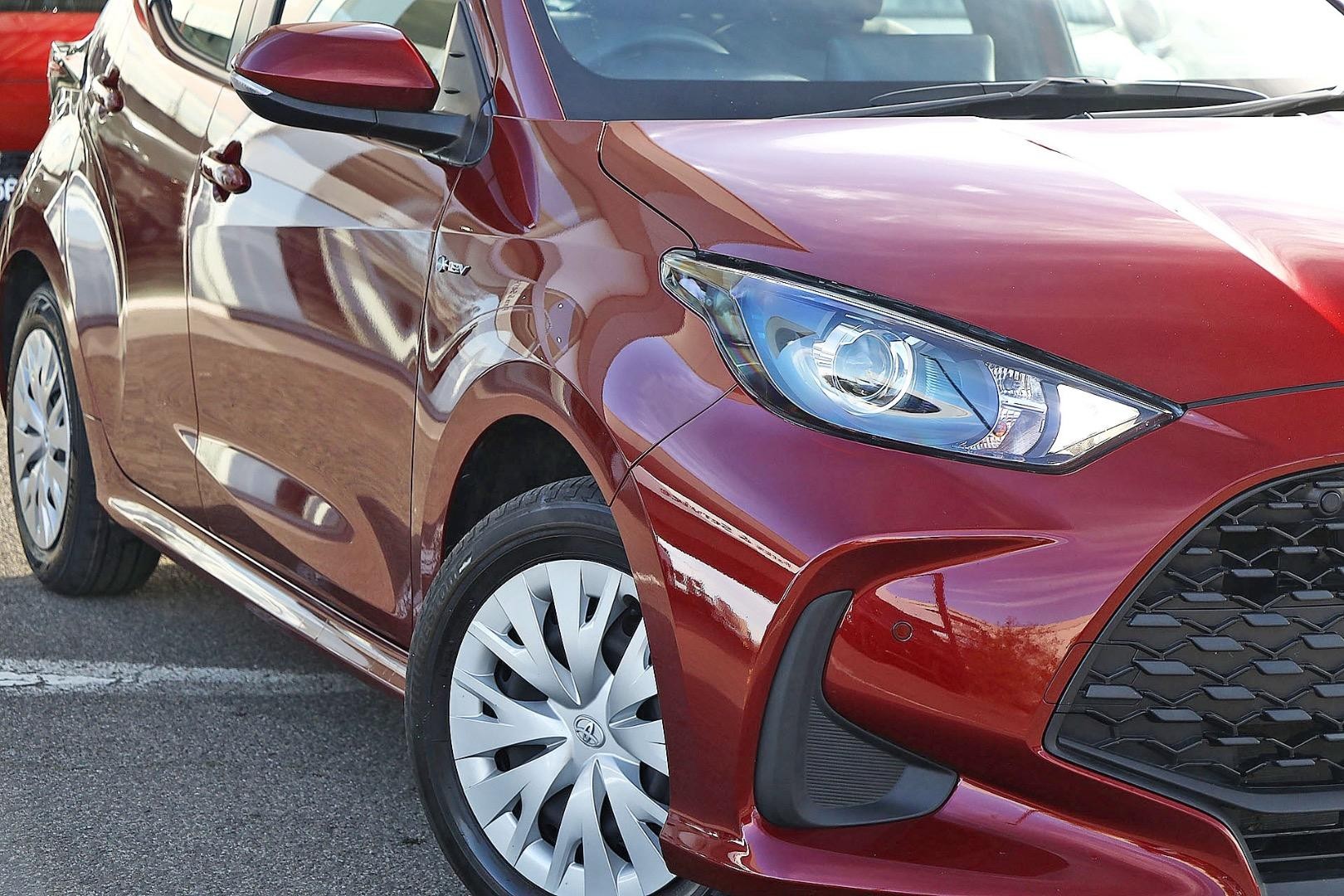 Toyota Yaris image 2