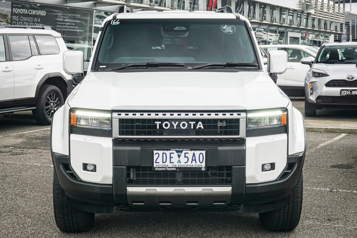 Toyota Landcruiser Prado image 4