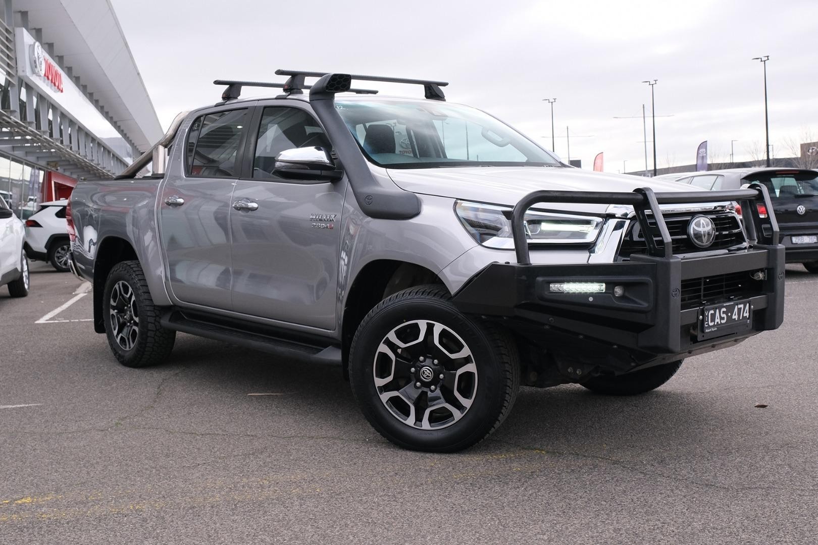 Toyota Hilux image 1