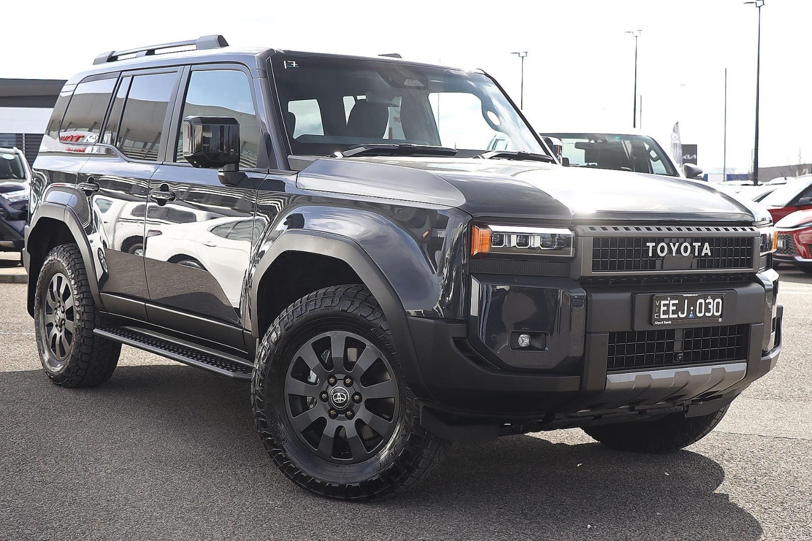 Toyota Landcruiser Prado image 1