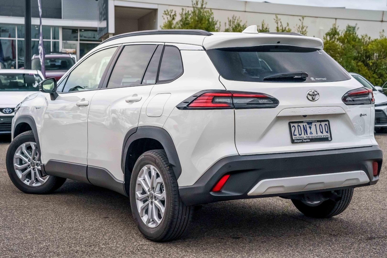 Toyota Corolla Cross image 2