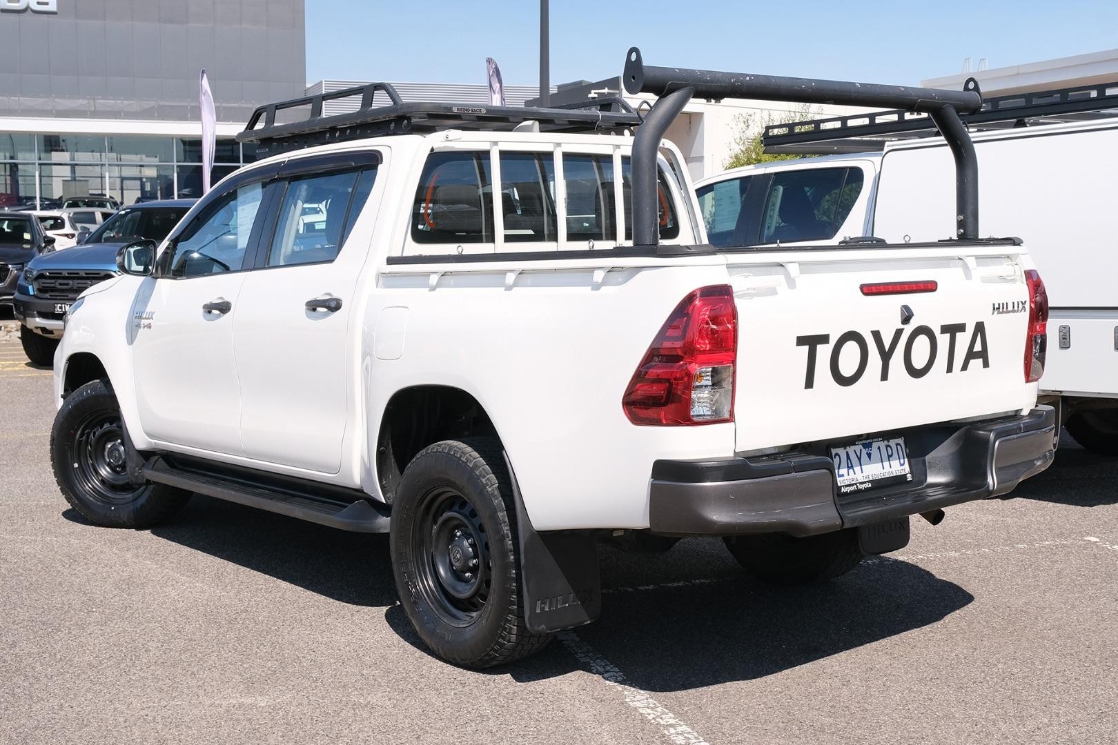 Toyota Hilux image 4