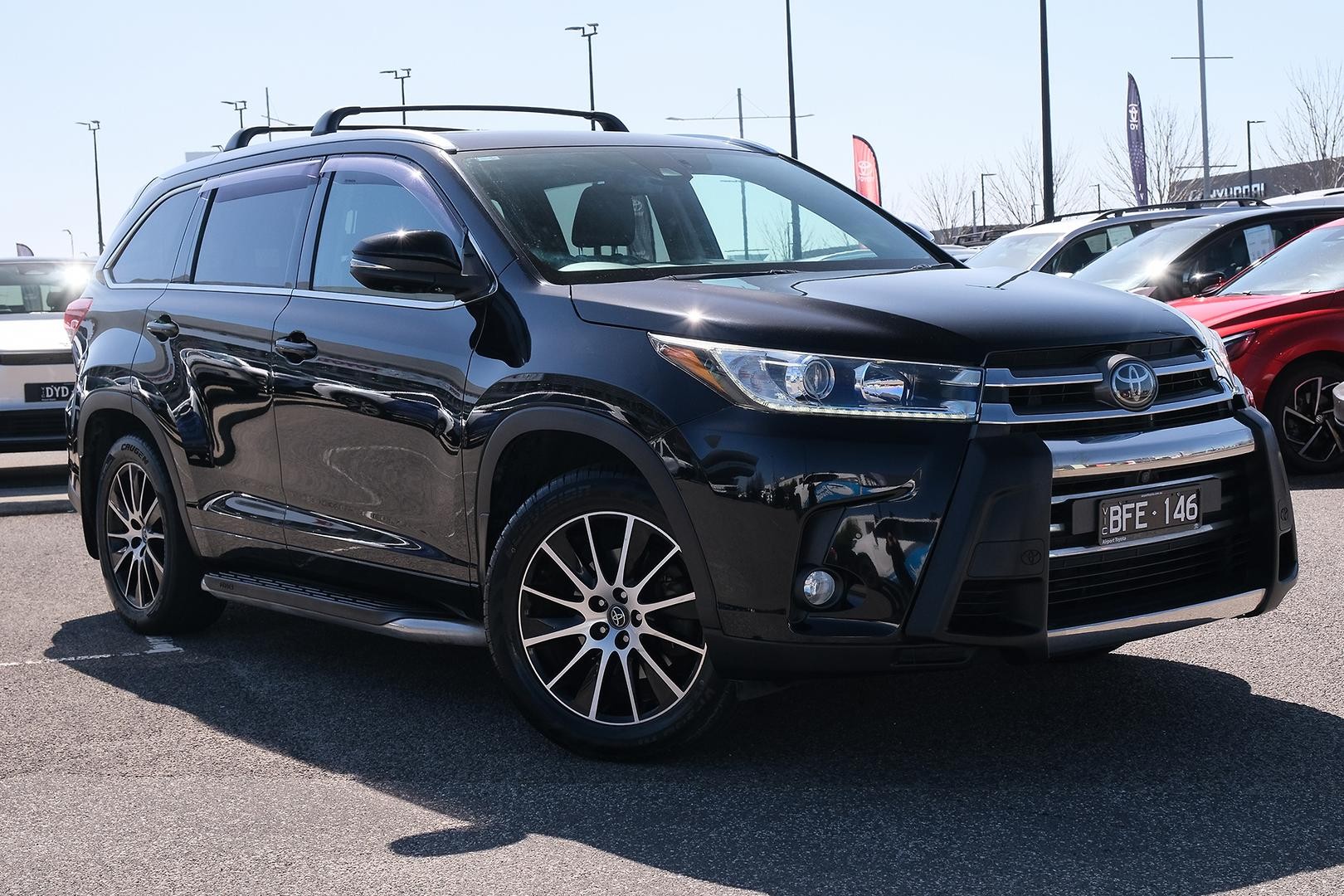 Toyota Kluger image 1