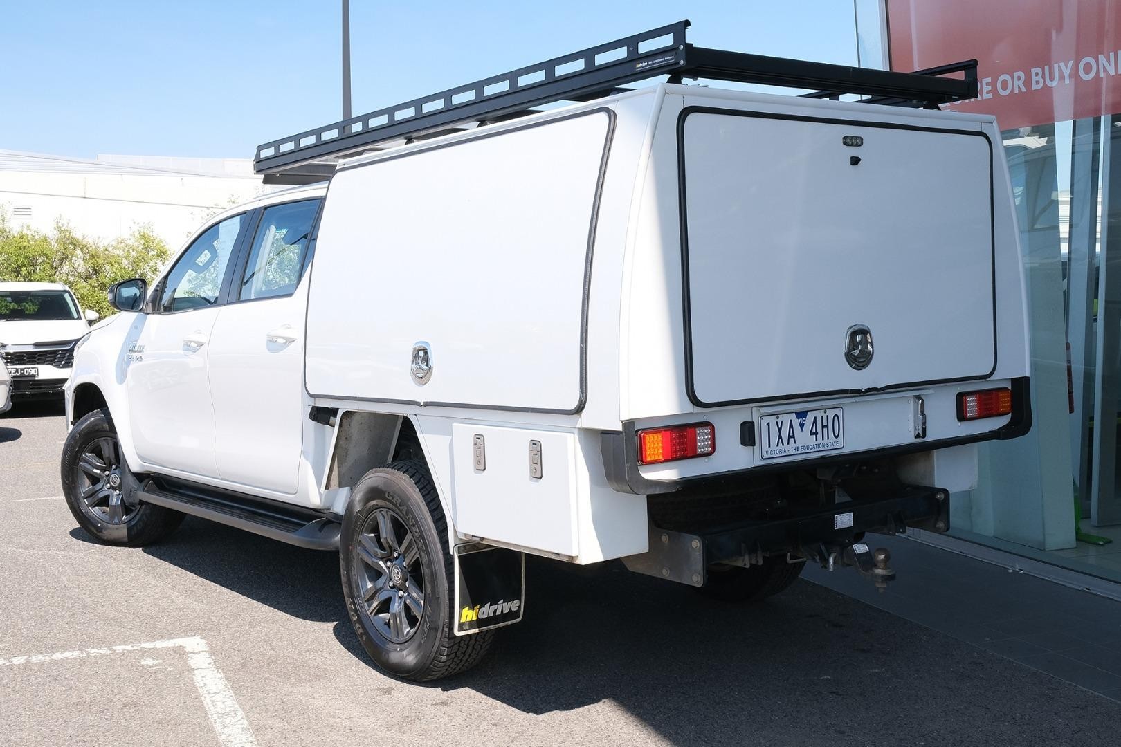 Toyota Hilux image 4