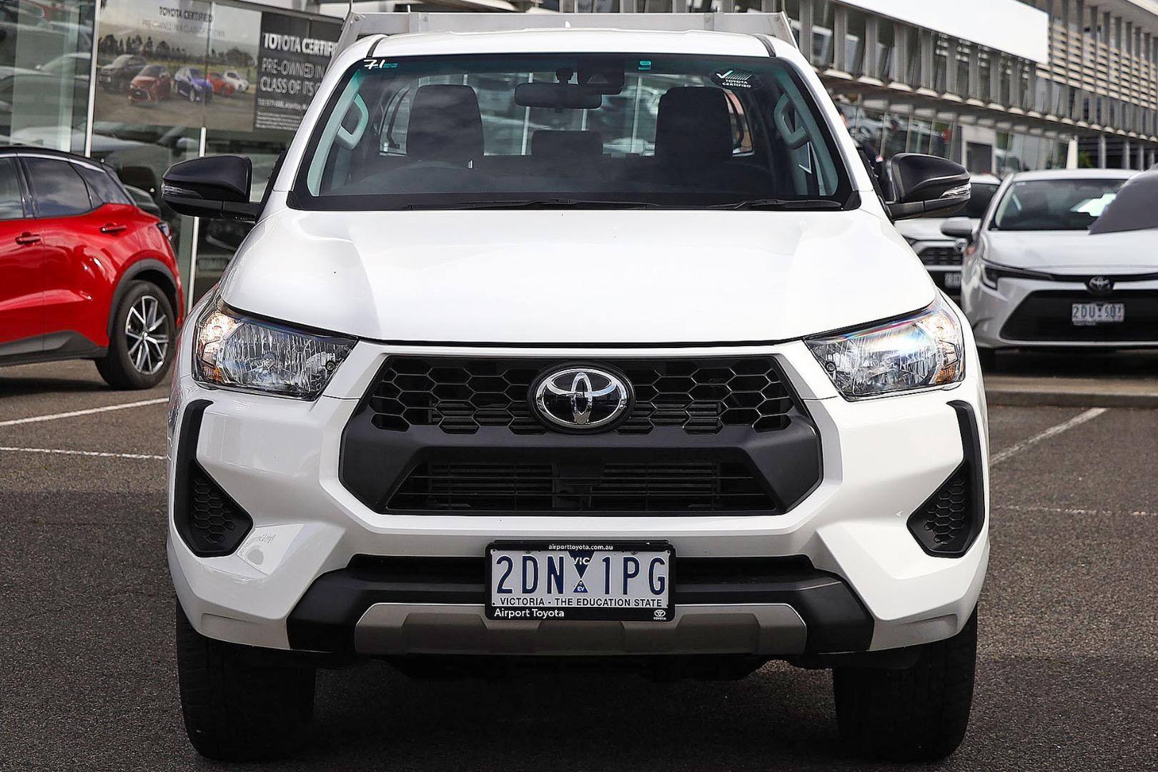 Toyota Hilux image 4