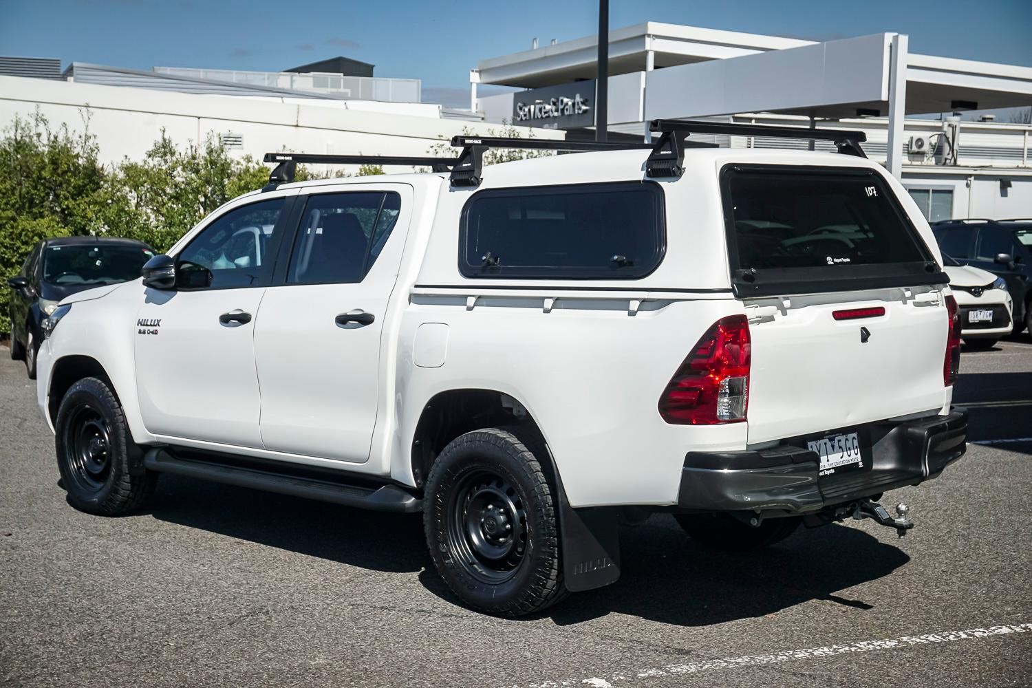 Toyota Hilux image 4