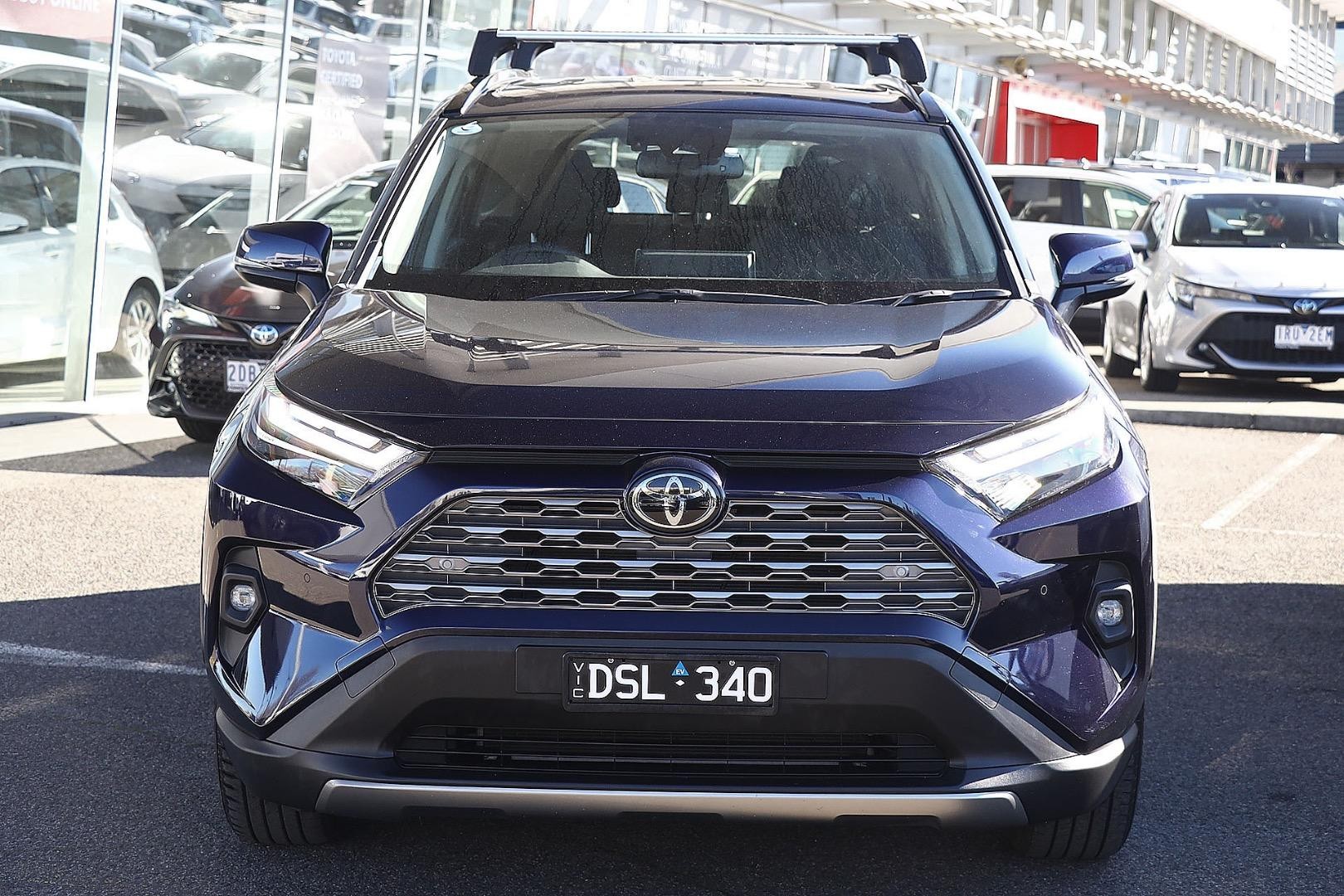 Toyota Rav4 image 4