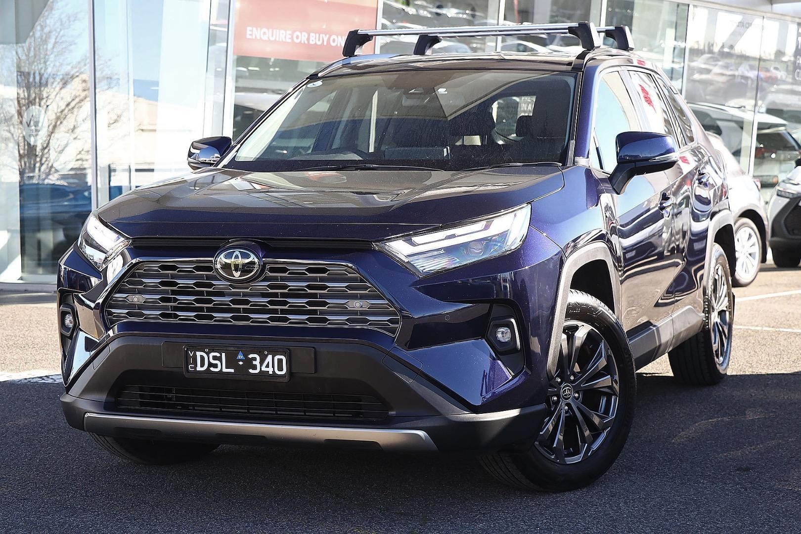 Toyota Rav4 image 3