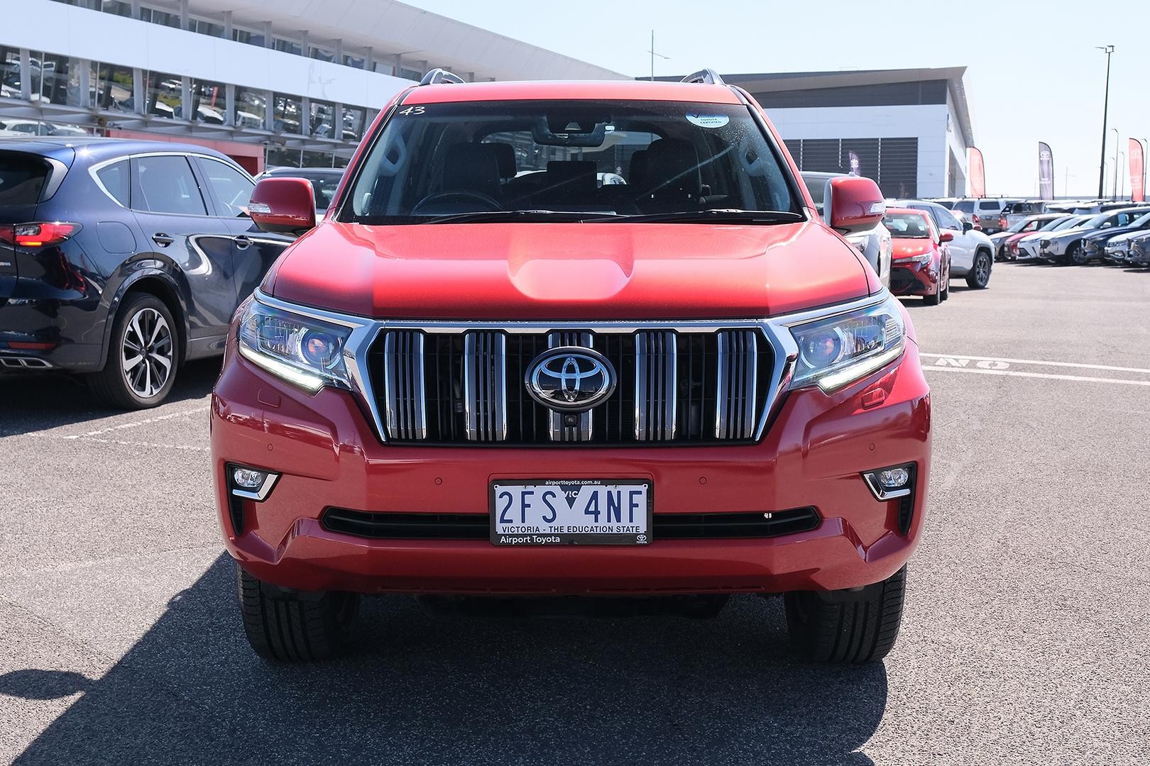 Toyota Landcruiser Prado image 3