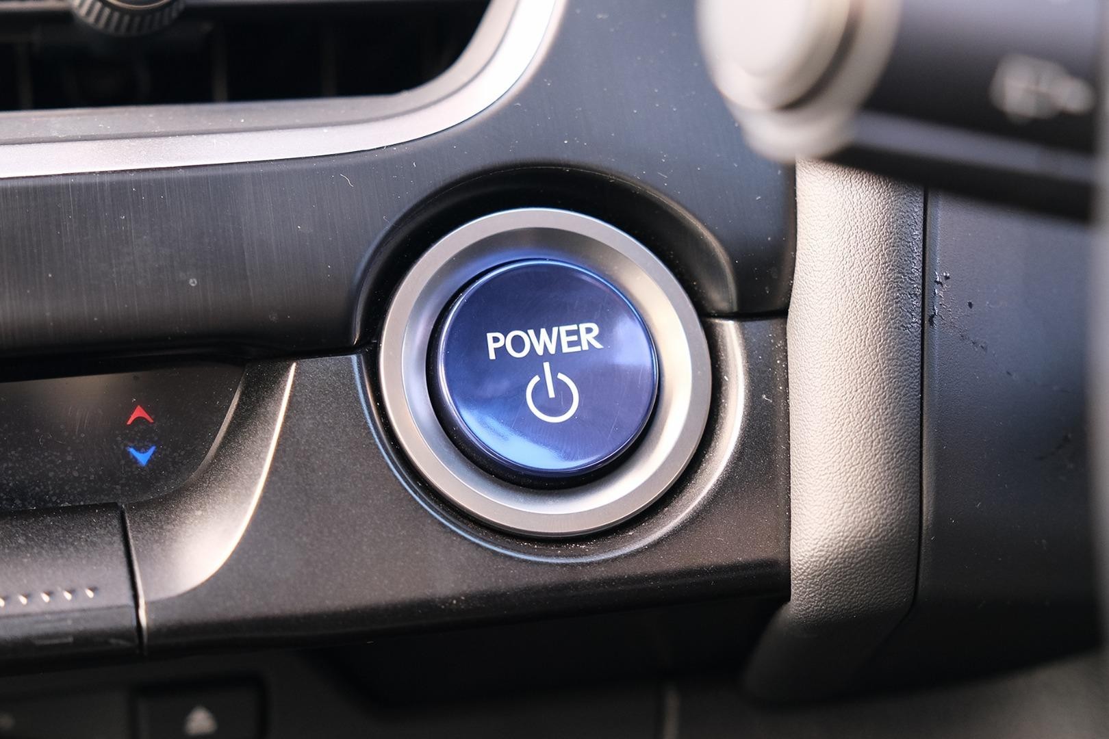 Lexus Ux image 3