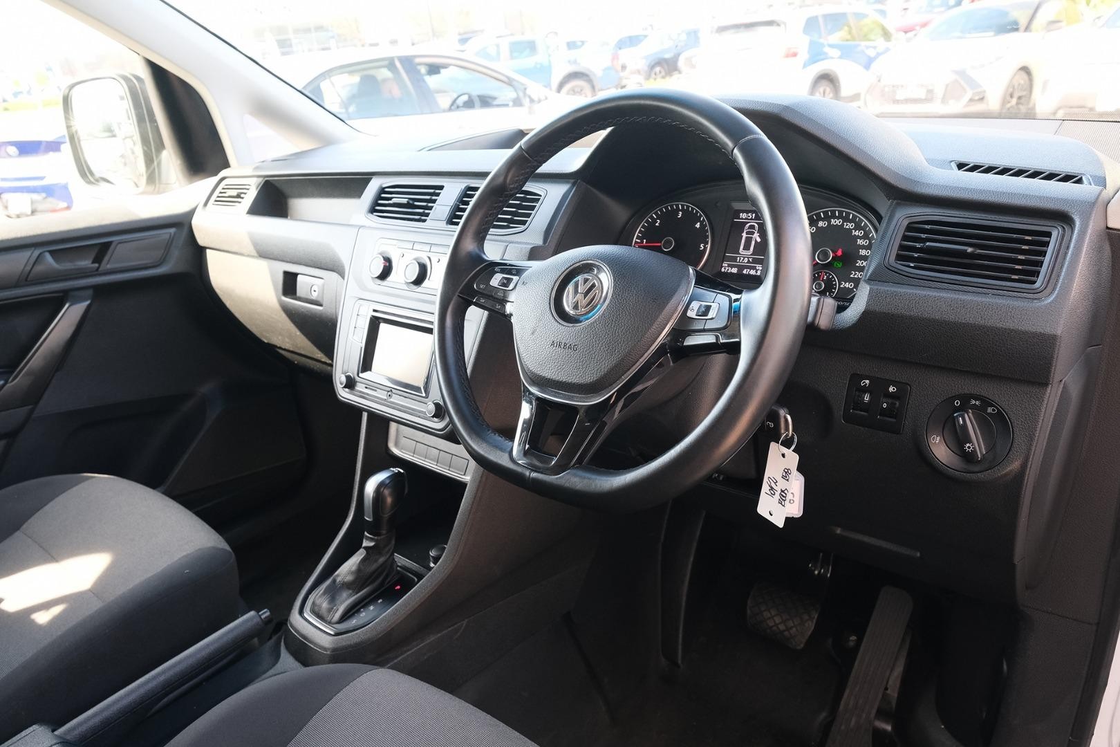 Volkswagen Caddy image 2