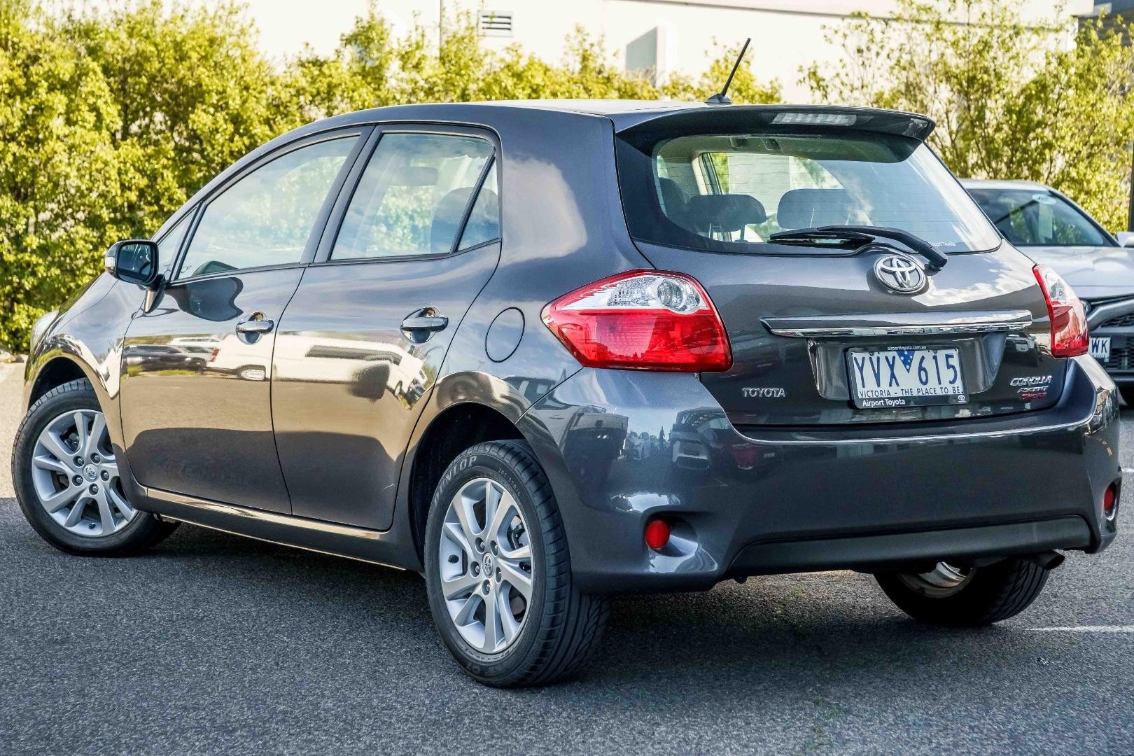 Toyota Corolla image 3