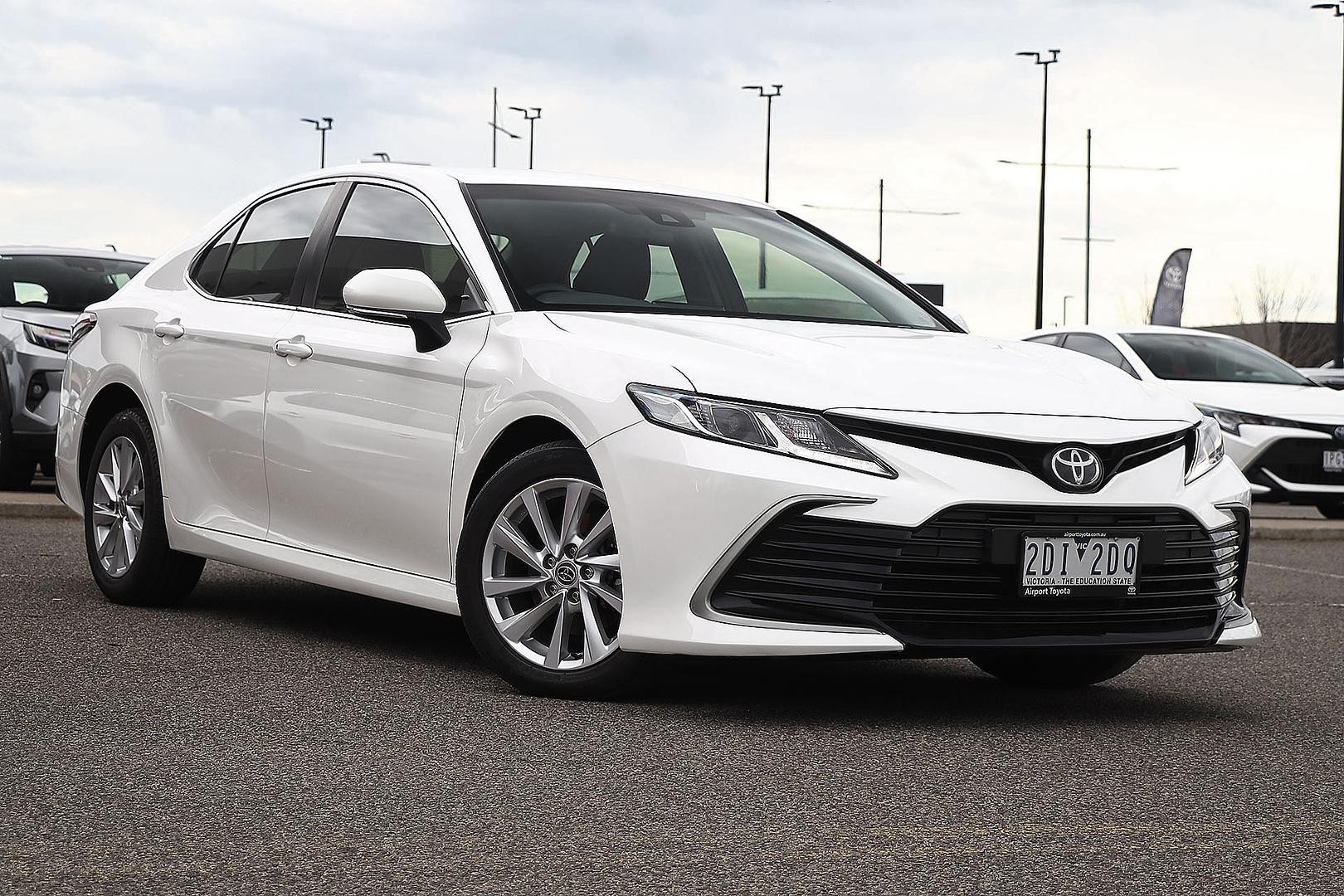 Toyota Camry image 1