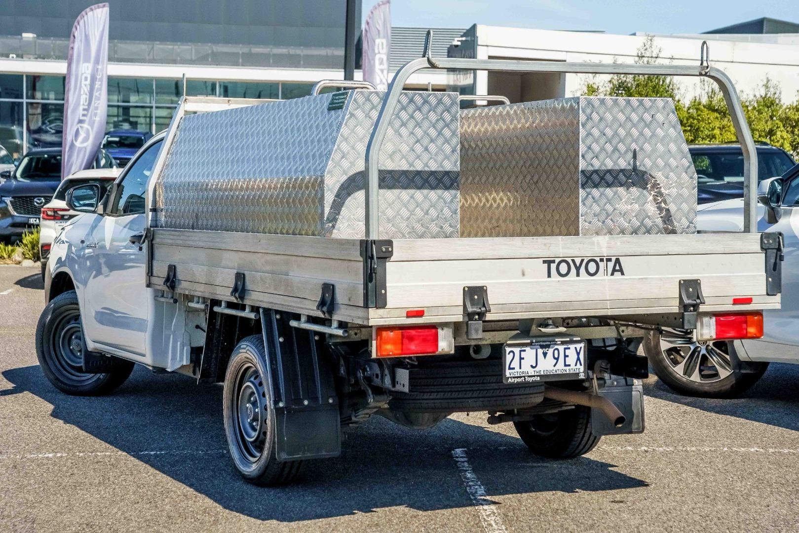 Toyota Hilux image 3