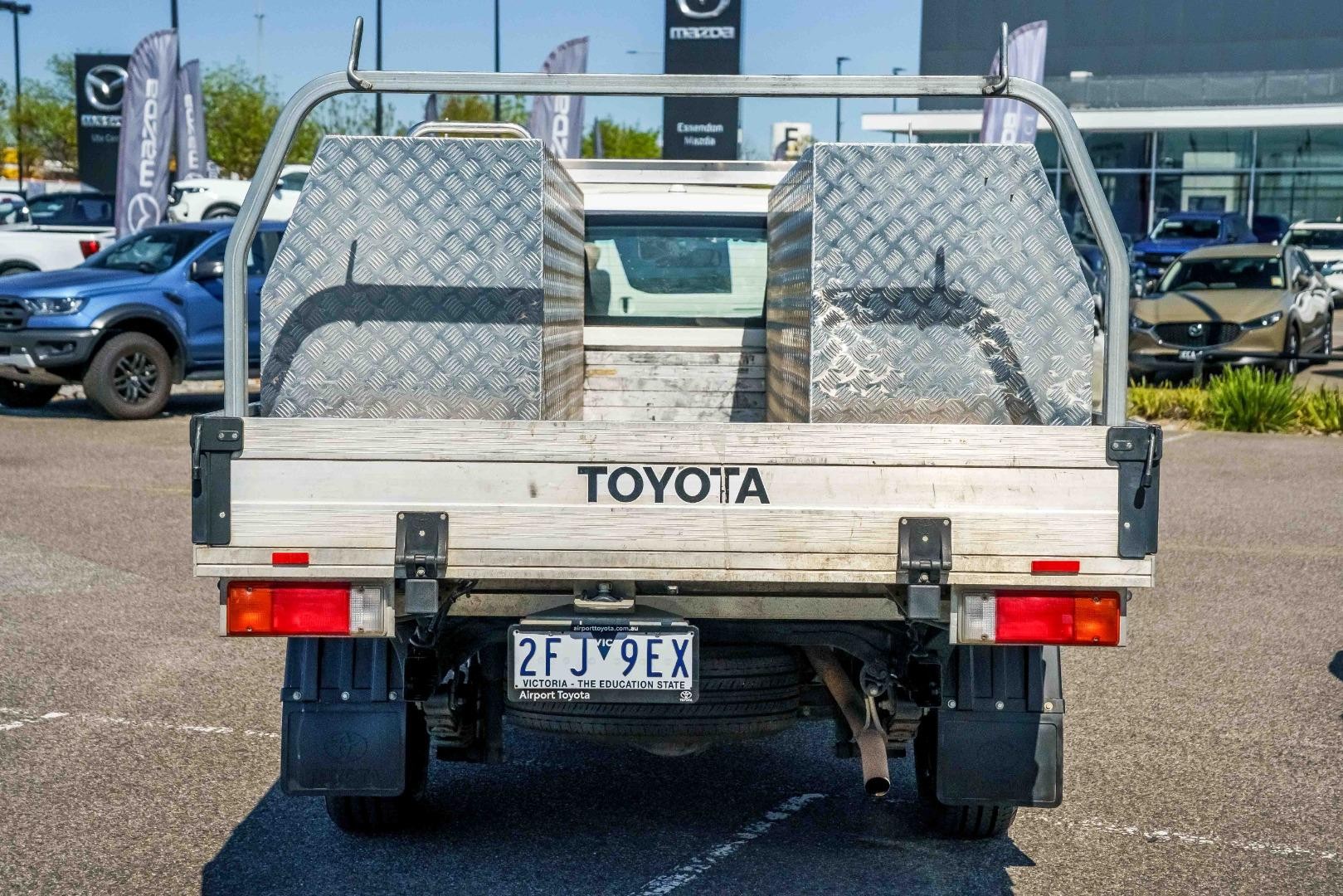 Toyota Hilux image 4