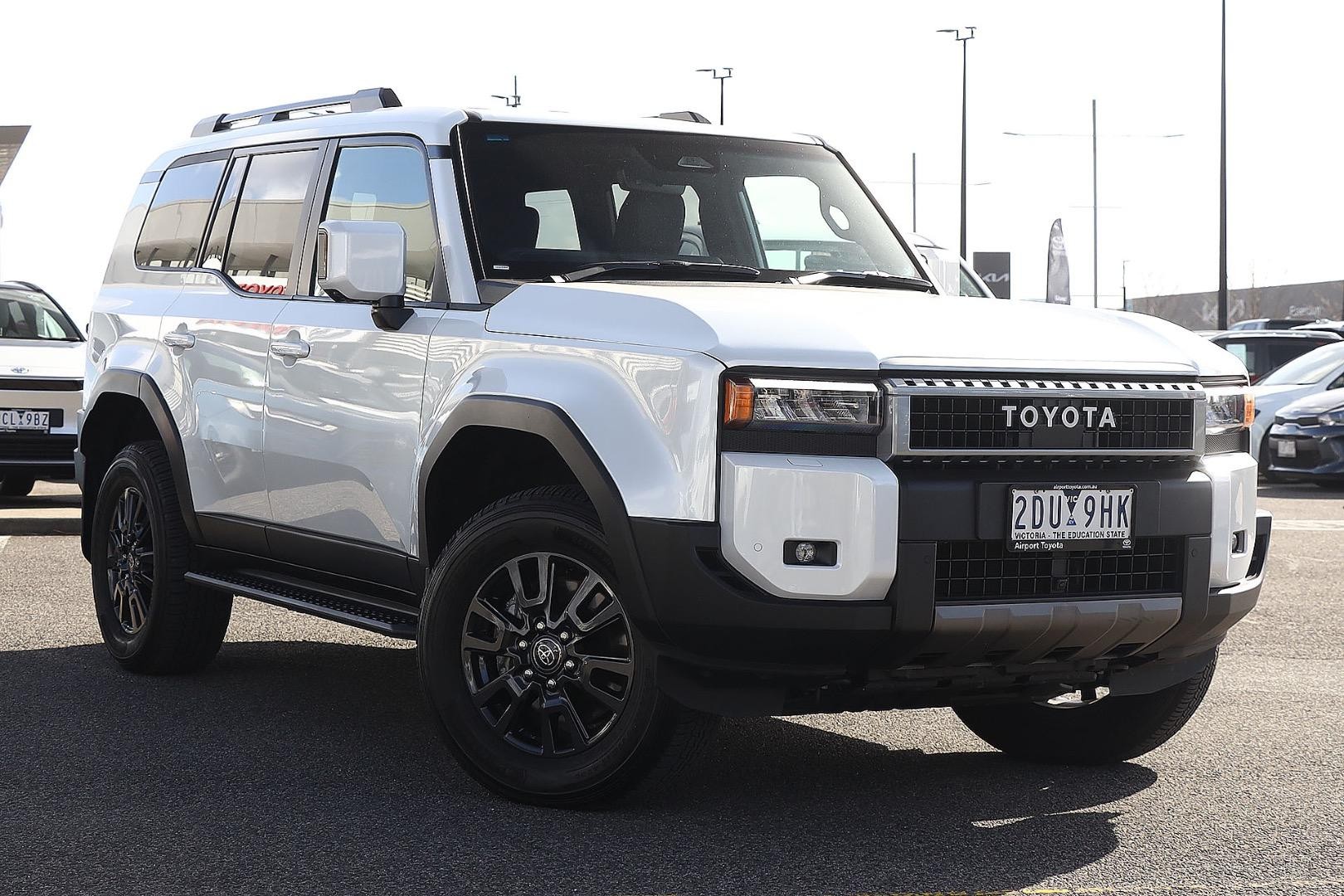 Toyota Landcruiser Prado image 1