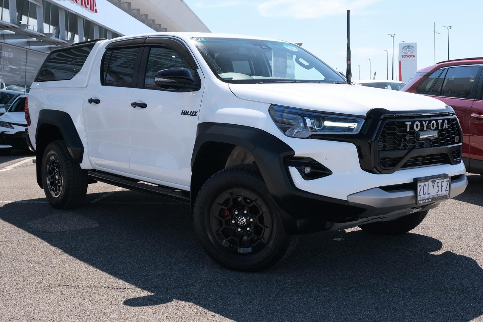 Toyota Hilux image 1