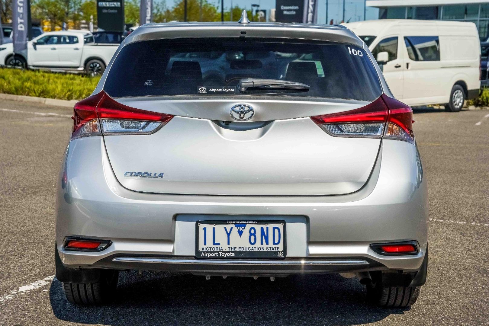 Toyota Corolla image 3