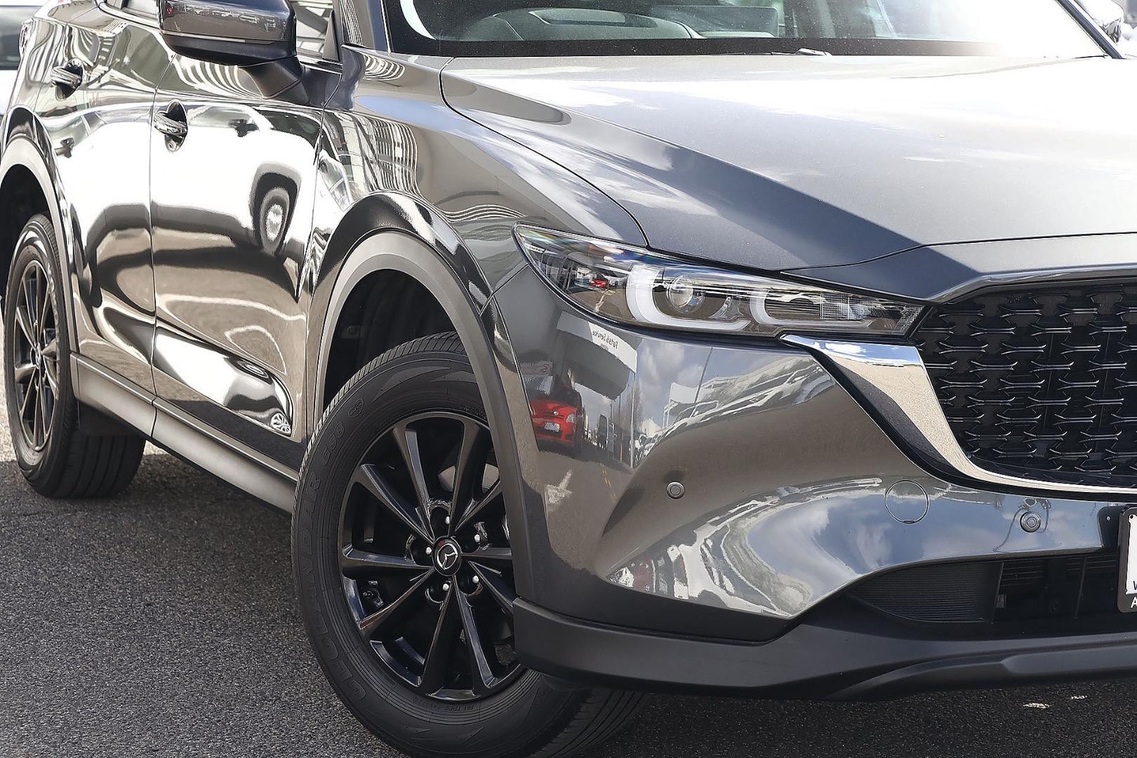 Mazda Cx-5 image 2