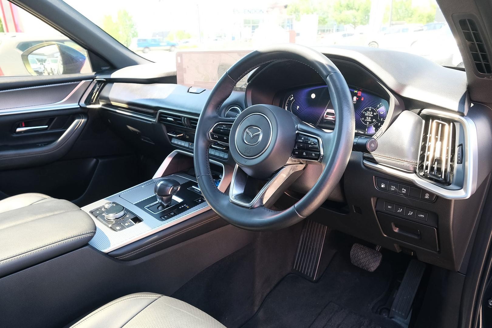 Mazda Cx-60 image 3