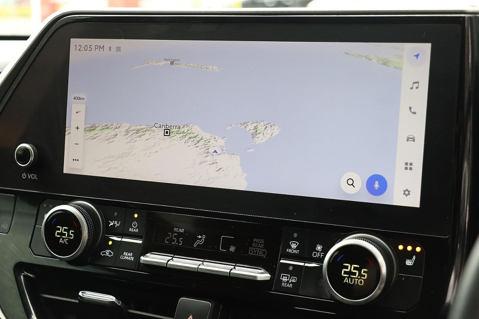 Toyota Kluger image 3