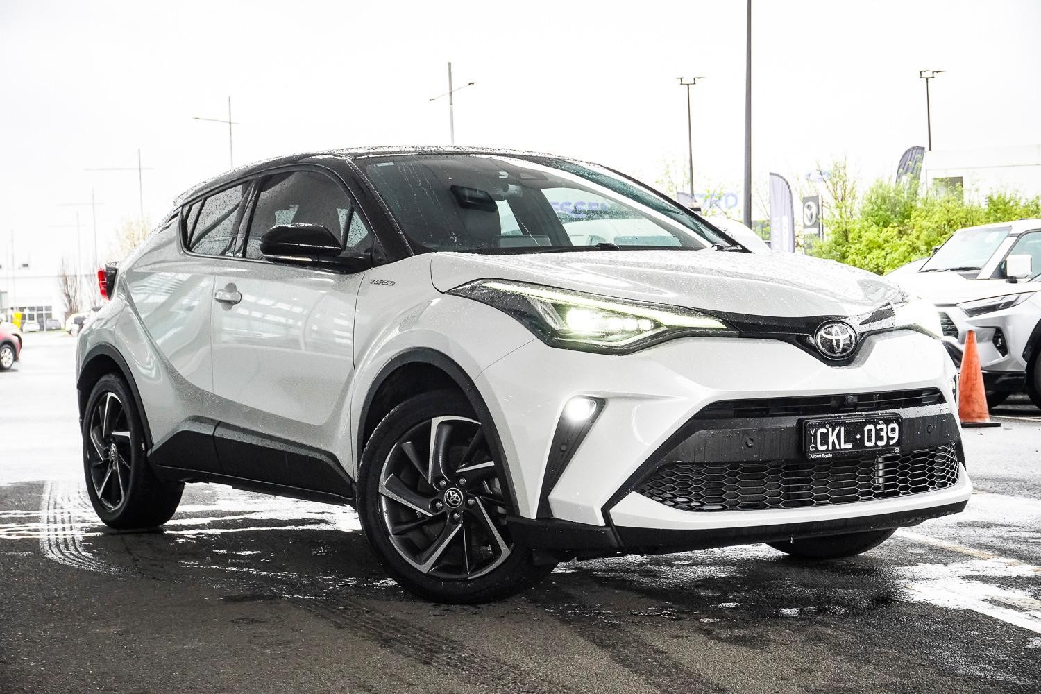 Toyota C-hr image 1