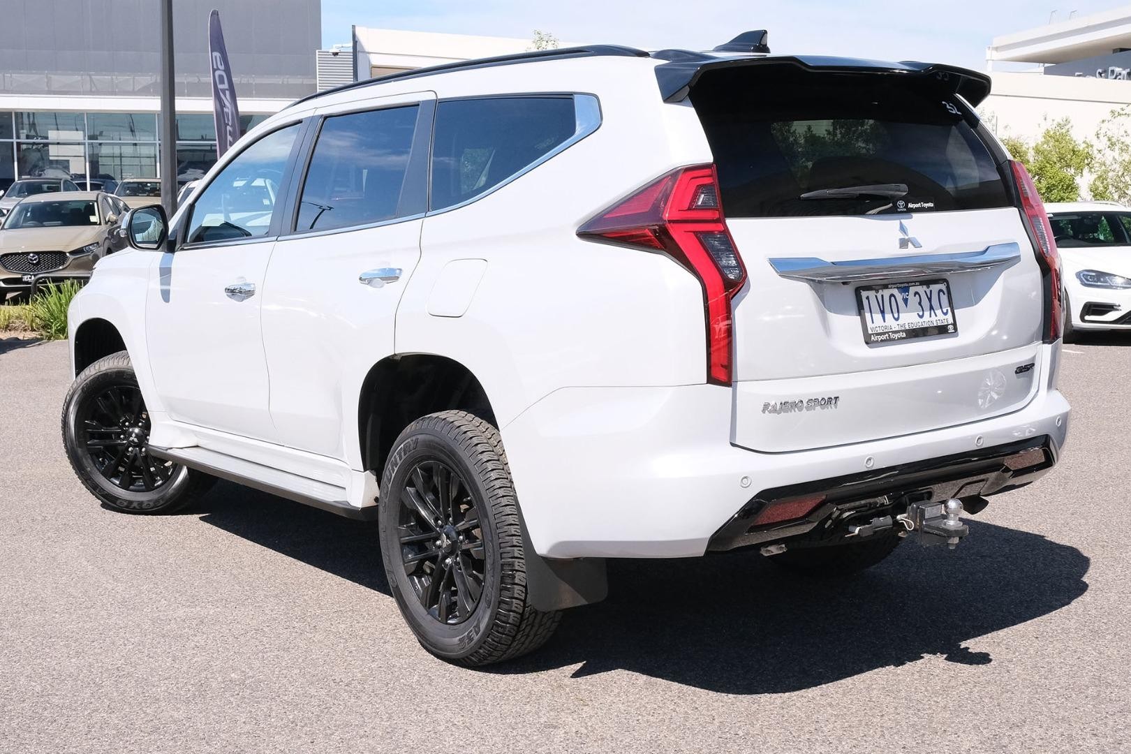 Mitsubishi Pajero Sport image 4