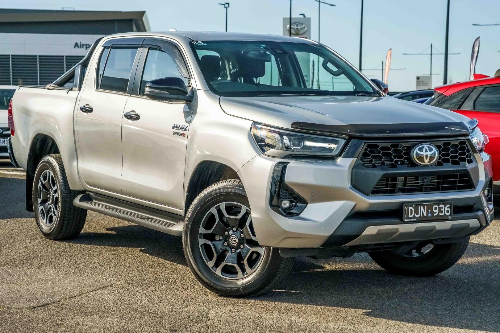 Toyota Hilux image 1
