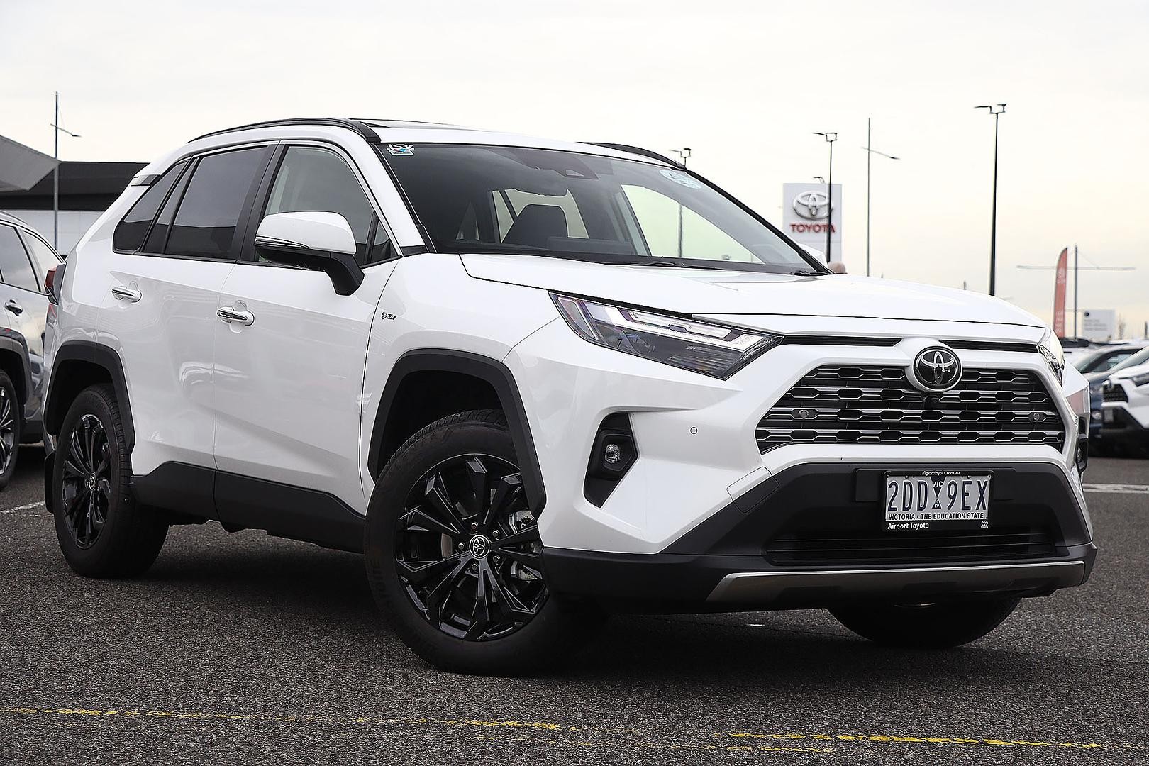 Toyota Rav4 image 1