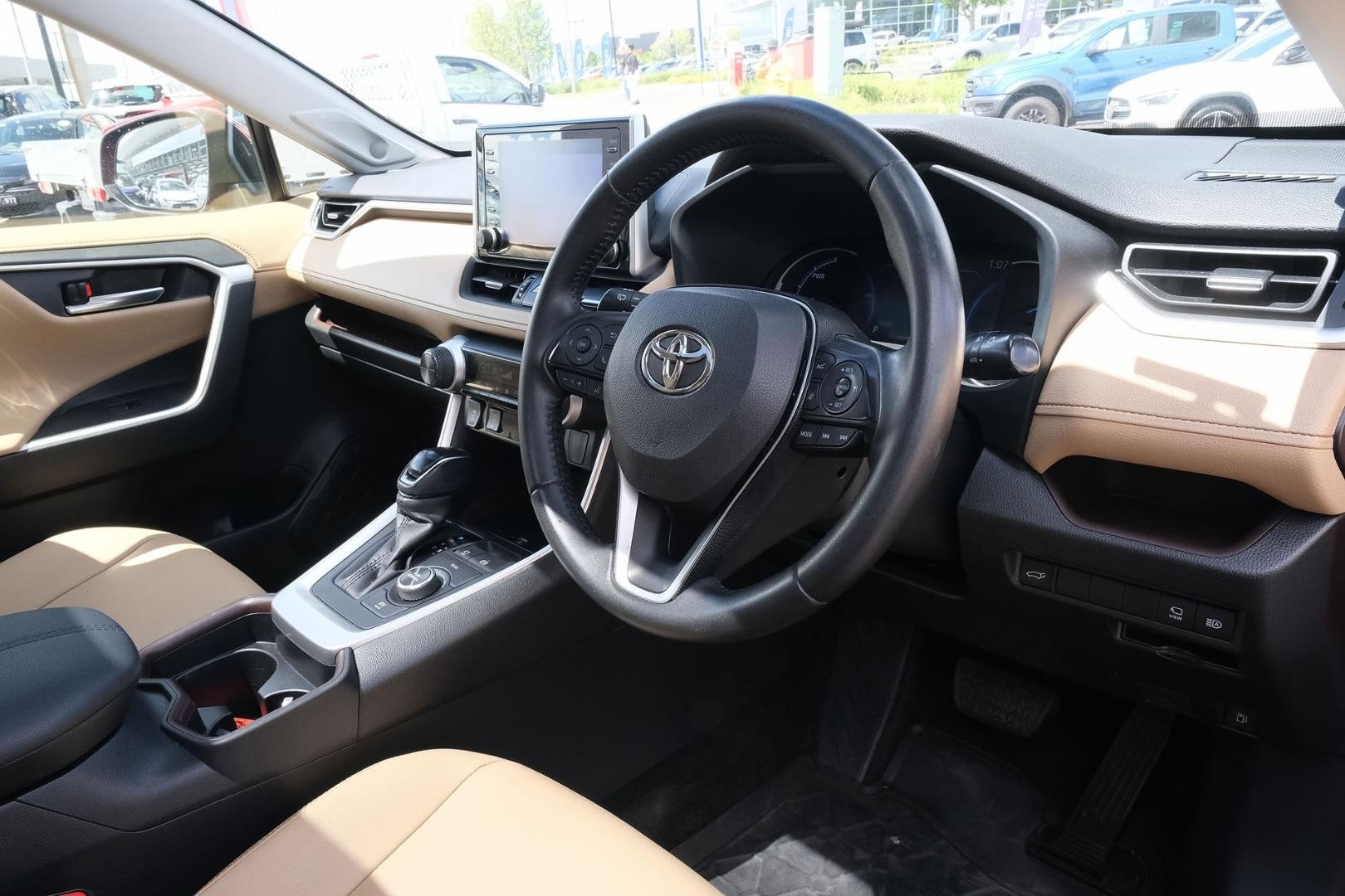 Toyota Rav4 image 4