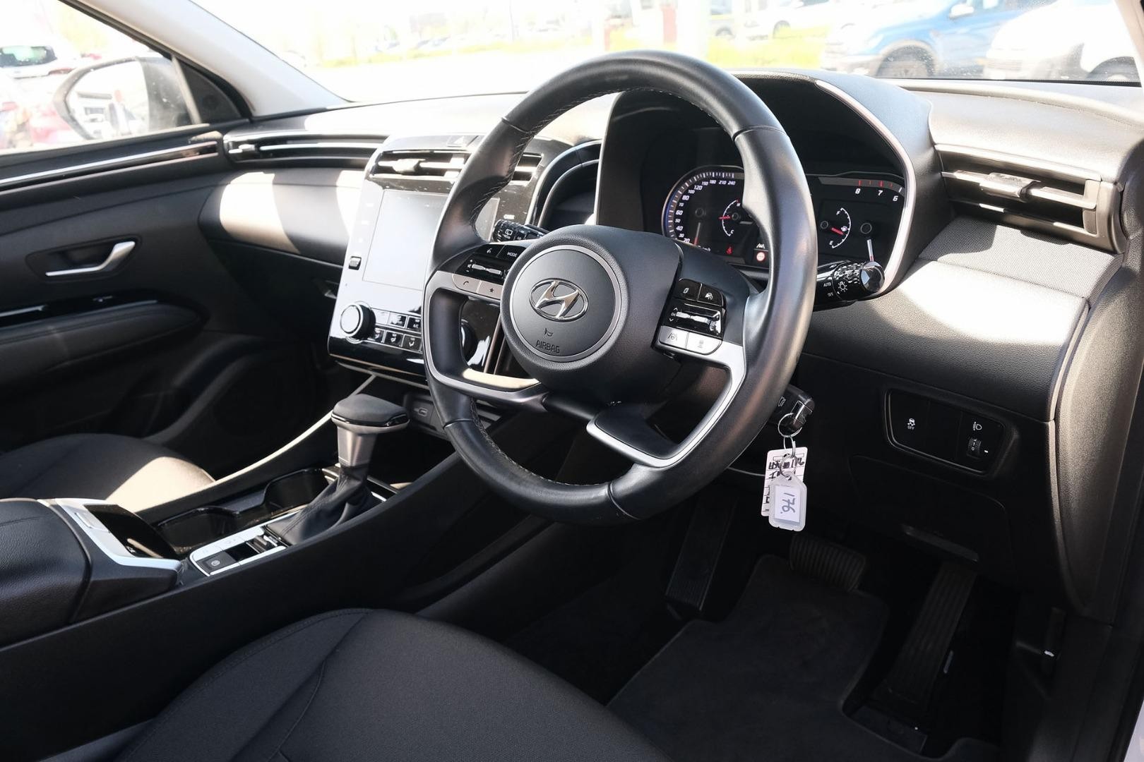 Hyundai Tucson image 2