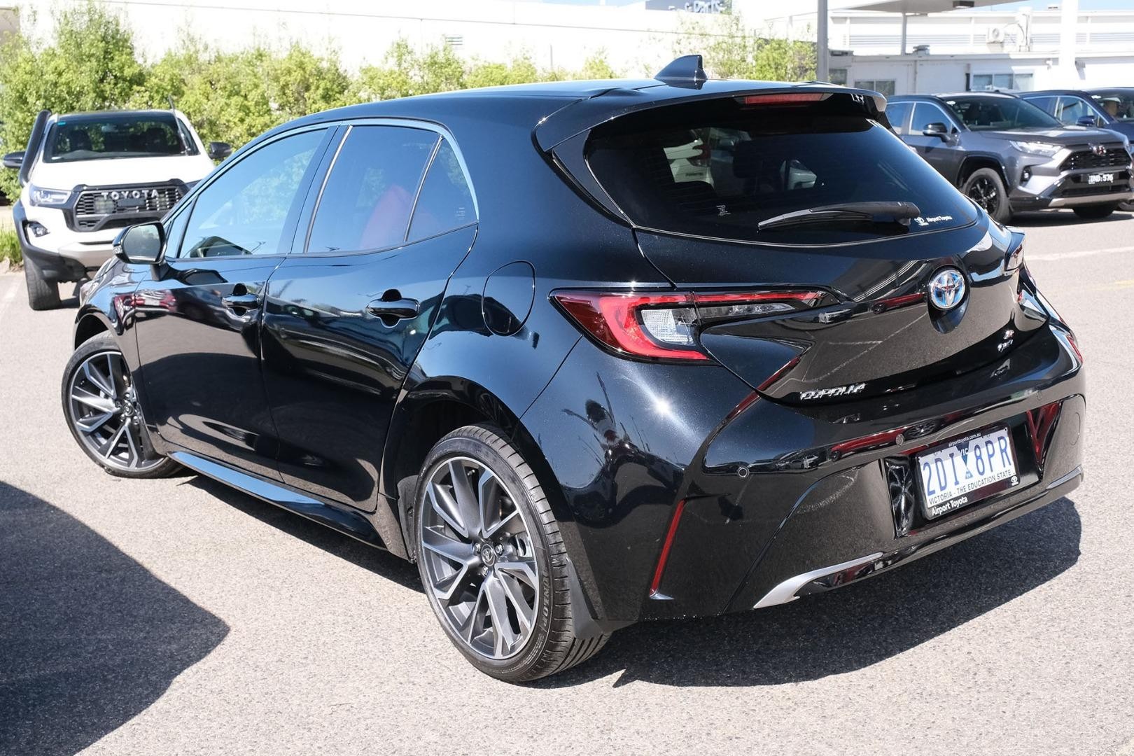 Toyota Corolla image 2