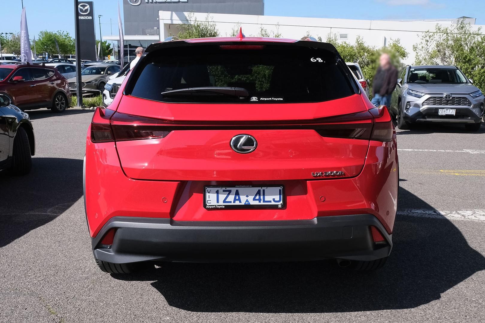 Lexus Ux image 4