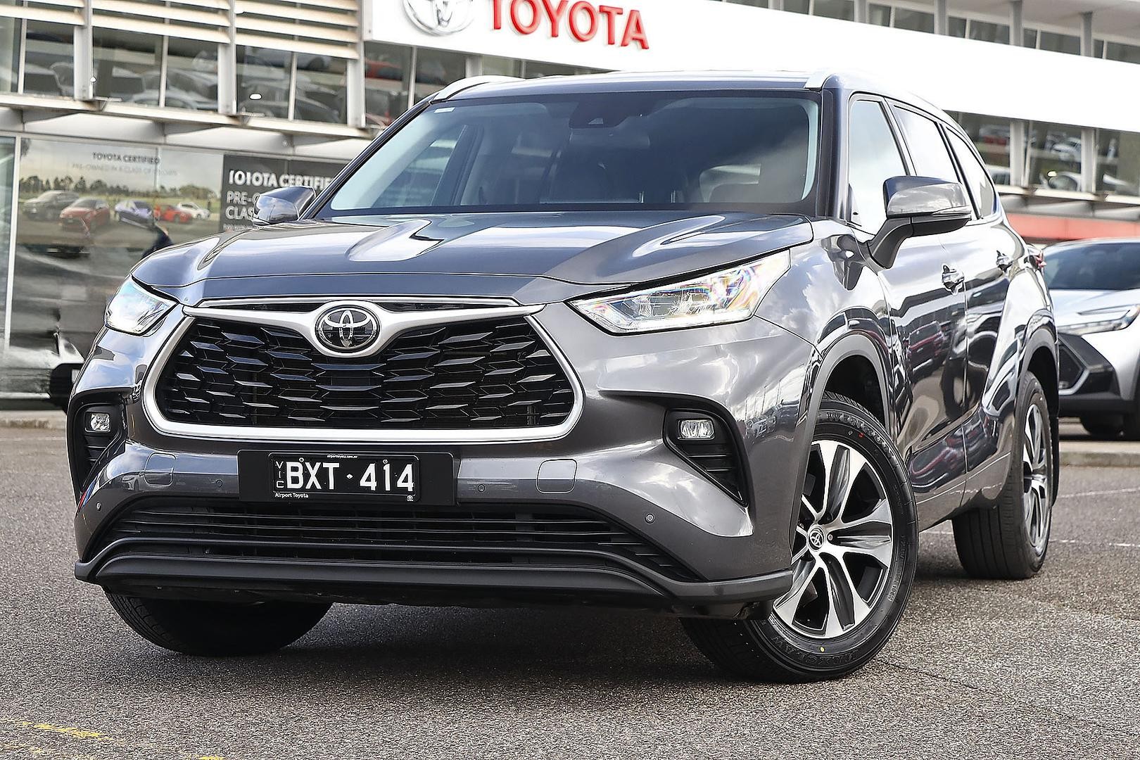 Toyota Kluger image 3