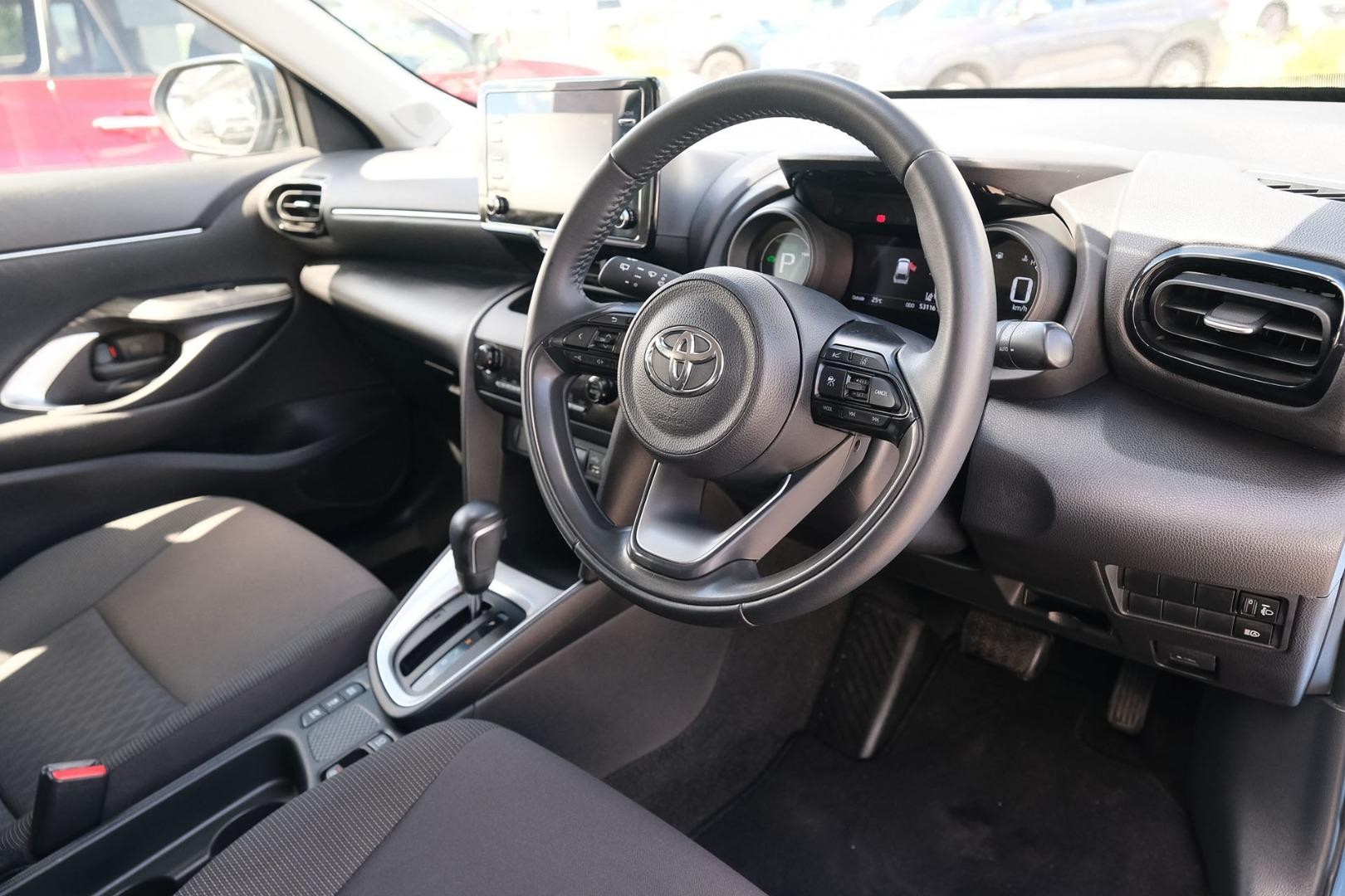 Toyota Yaris Cross image 3