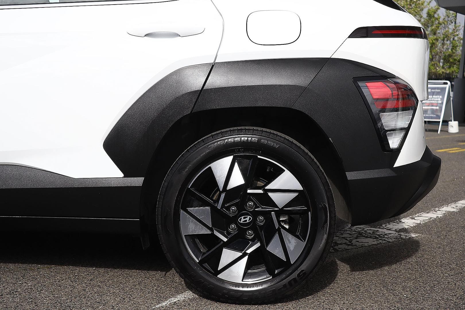 Hyundai Kona image 4