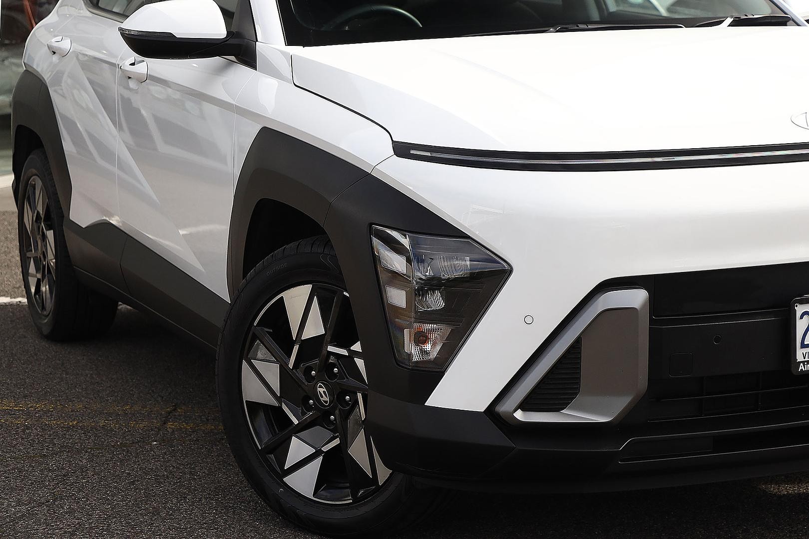 Hyundai Kona image 2