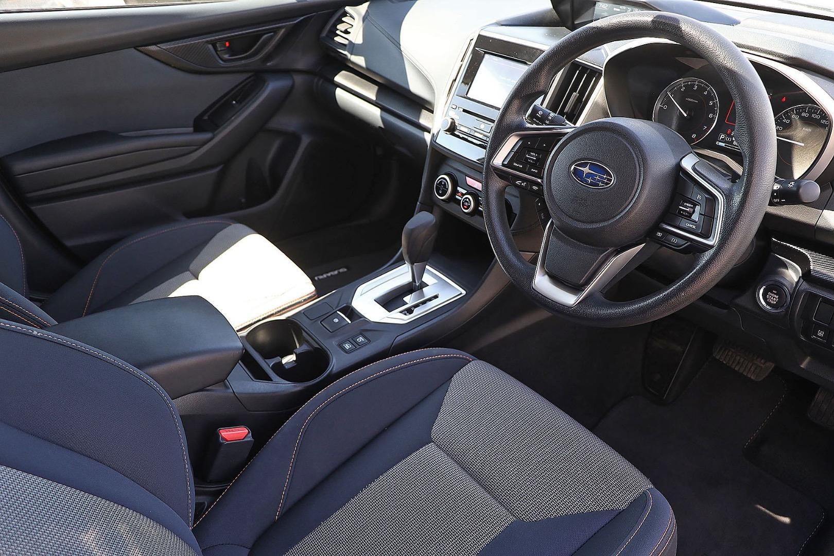 Subaru Xv image 2