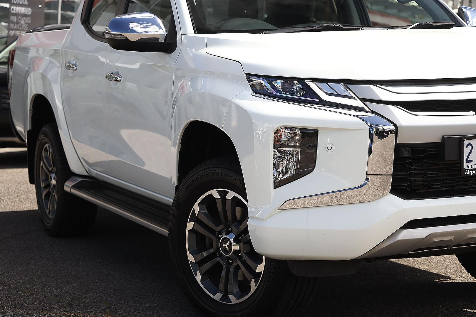 Mitsubishi Triton image 2