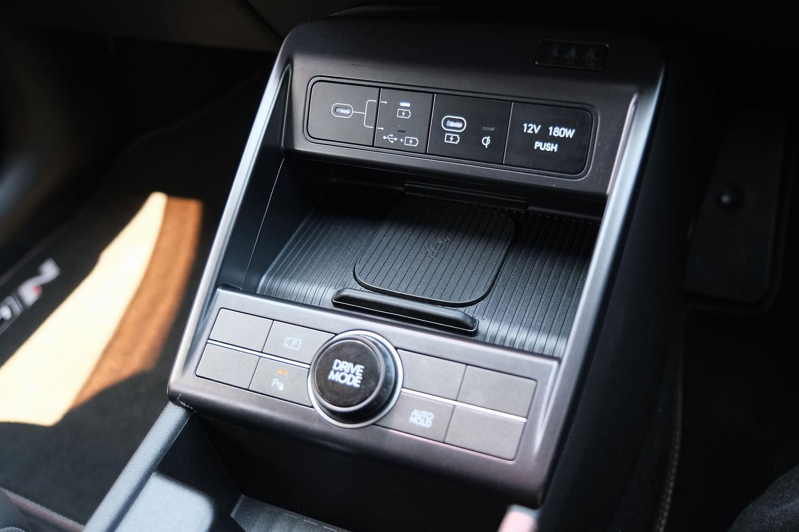 Hyundai Kona image 4