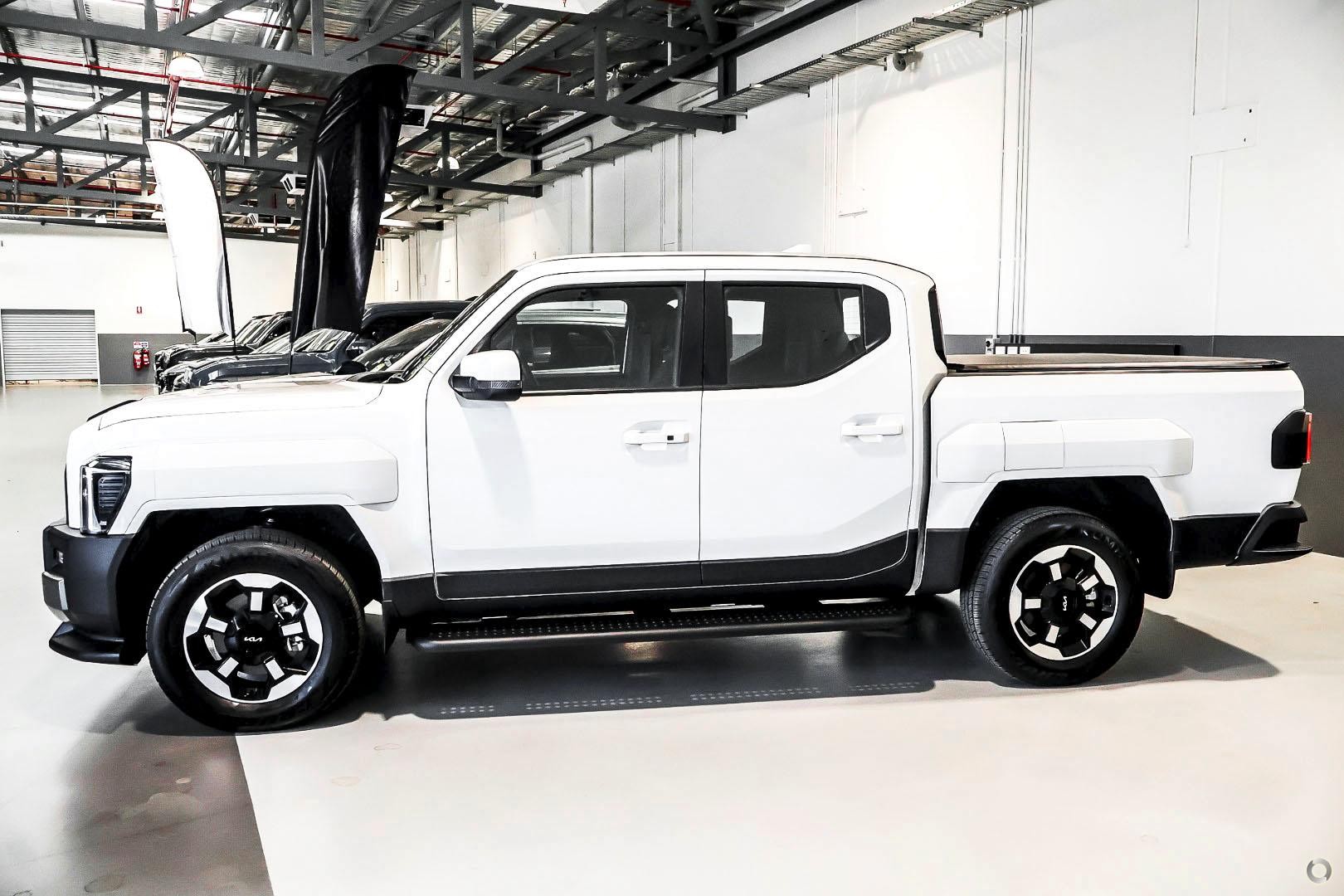 Kia Tasman image 3