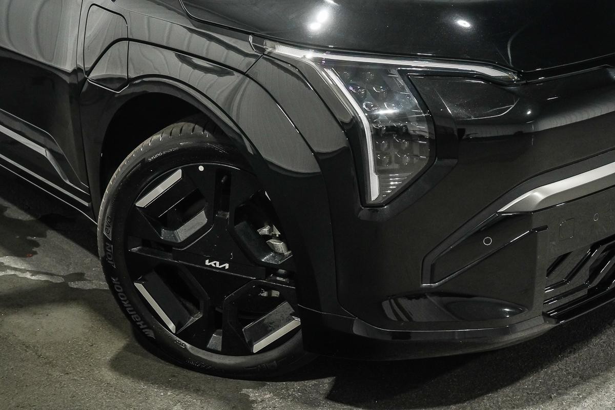 Kia Ev3 image 2