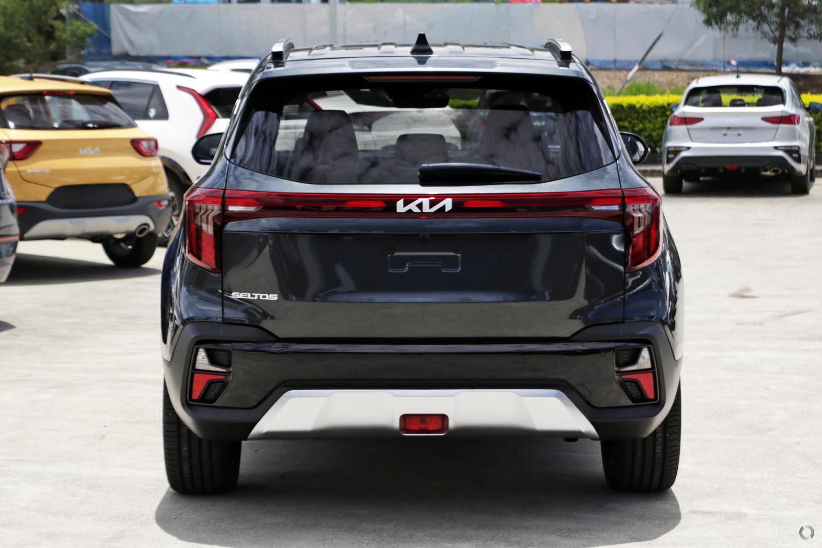 Kia Seltos image 3